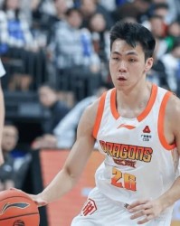 开云-难怪庞峥麟能投进全明星！挡拆配合撕碎北京防守，突破侵略性拉满